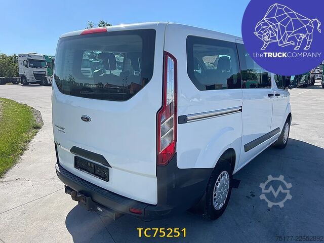 Passenger transportation Ford Transit Transit kombi 130.35 9 places
