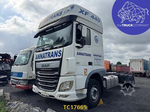Fahrgestell mit Fahrerhaus DAF XF 440