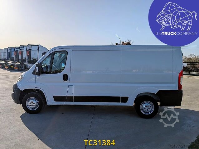 Panel van Opel Movano 140cv l2h1 sms