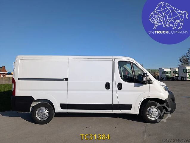 Panel van Opel Movano 140cv l2h1 sms