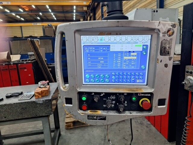 Run press AMADA PROMECAM HFP220-4S