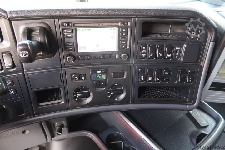 Standard tractor unit SCANIA R 450 4x2