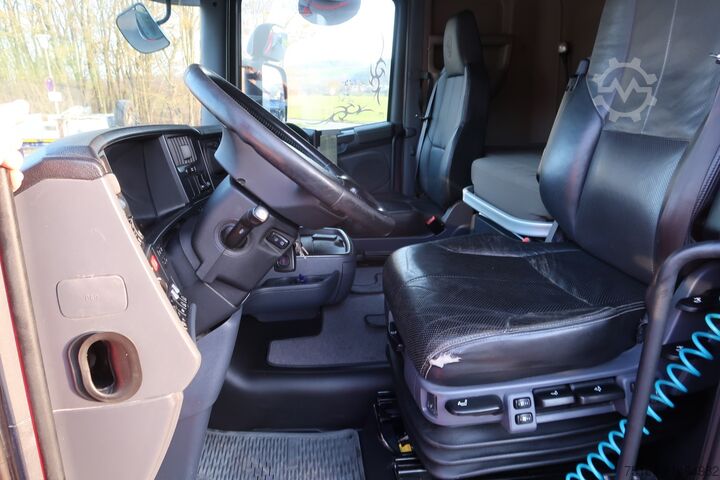 Standard tractor unit SCANIA R 450 4x2