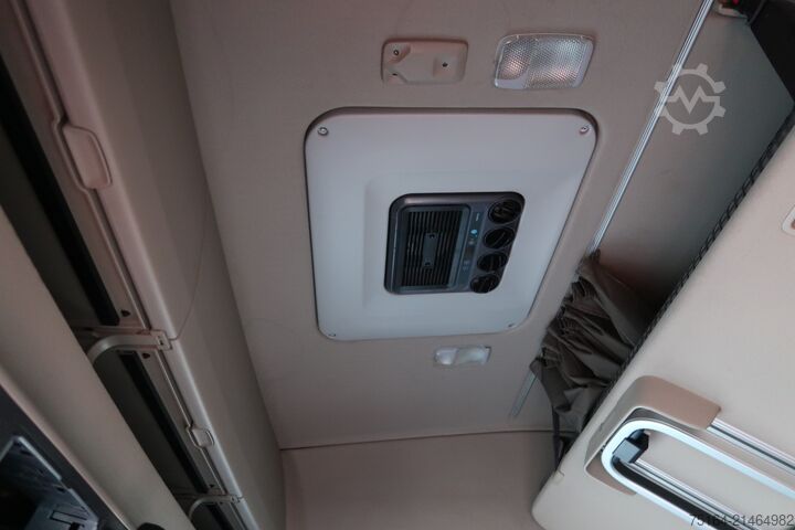 Standard tractor unit SCANIA R 450 4x2