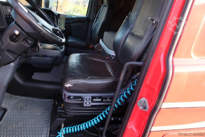 Standard tractor unit SCANIA R 450 4x2