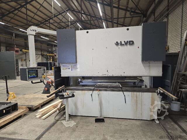 Press brake LVD PPEB 135 30 MNC 95 C