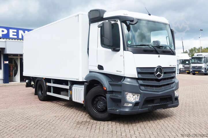 Box body Mercedes-Benz Actros 1842 L bak+ klep B.A.R. 2000 kg