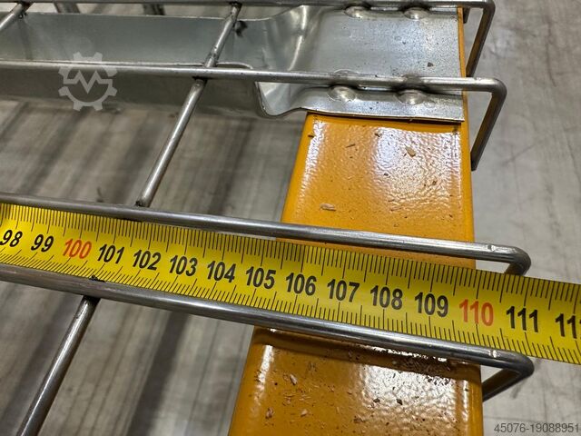 16,000 pcs of insert wire mesh, used  