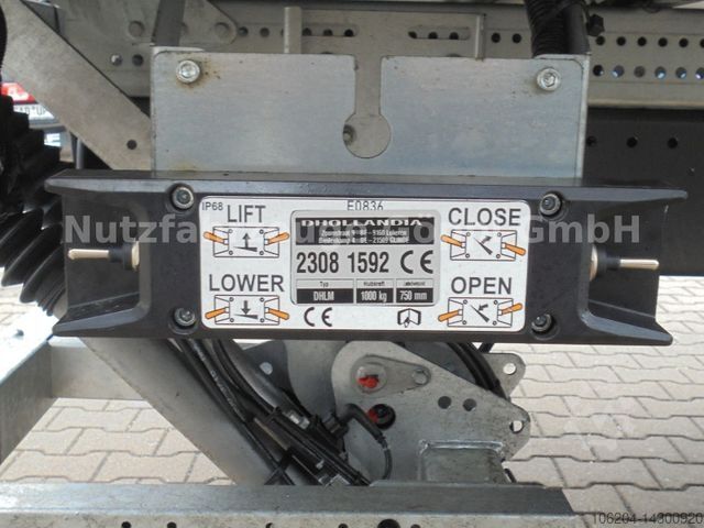Transporter mit Koffer DAF LF210 FA 7,5t DayCab Junge Koffer LBW AHK