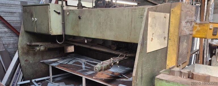Hydraulic guillotine shears 3000 Boutillon CIP 3006