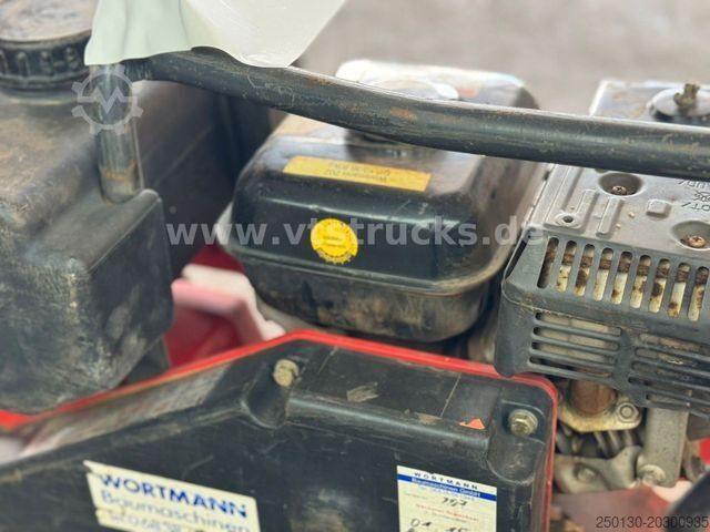 Rüttelplatte BOMAG BP 10/36-2 Rüttelplatte Bj.2006 83 Kg