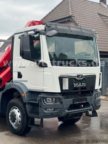 Autokran MAN TGM TG3 18.320 4x4 HMF Ladekran Pritsche