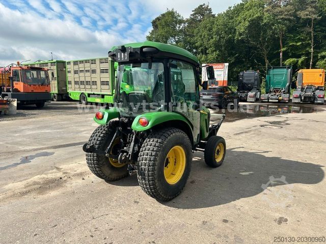 Hofschlepper John Deere 3520 4x4 Hofschlepper Rasenbereifung
