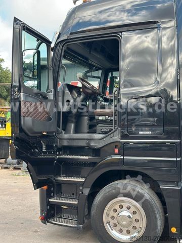 Standard SZM MERCEDES-BENZ Actros 1846 LS MP3 *Black-Liner*