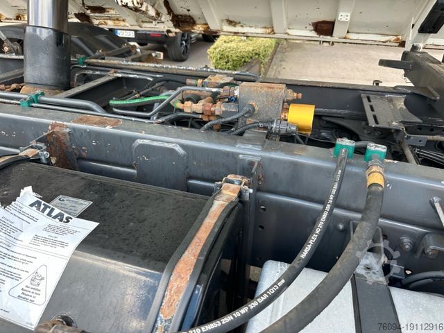 Kipper LKW MERCEDES-BENZ Atego 1829 4x2 Meiller Kipper Kran 2014 FUNK AHK