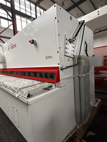 EXHIBITION MACHINE - Press brake FARINA HTBS BASIC