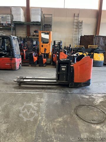 Electric Pallet Truck BT LPE220// 1600 Gabellänge// Elektro