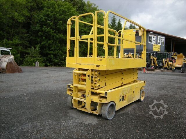 Scherenhebebühne Genie GS 2646