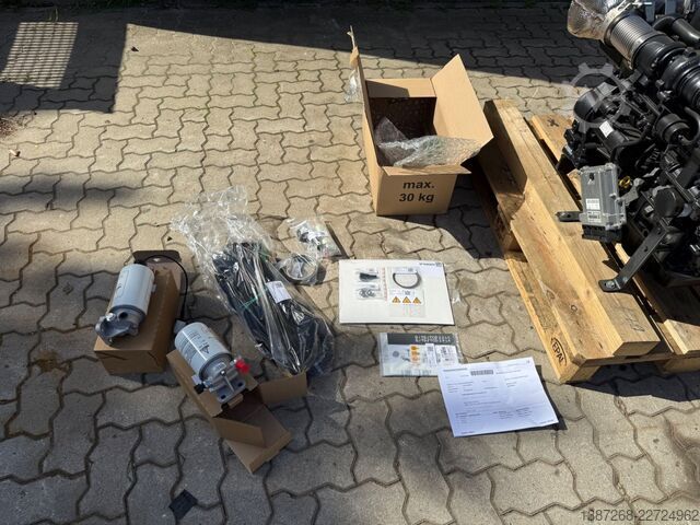 Sonstige DEUTZ Deutz TD2.9 L4 Diesel Motor / 4 Zyl. / Neuwertig