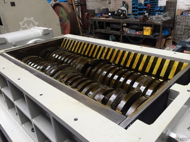 Twin Shaft Shredder Genox M800