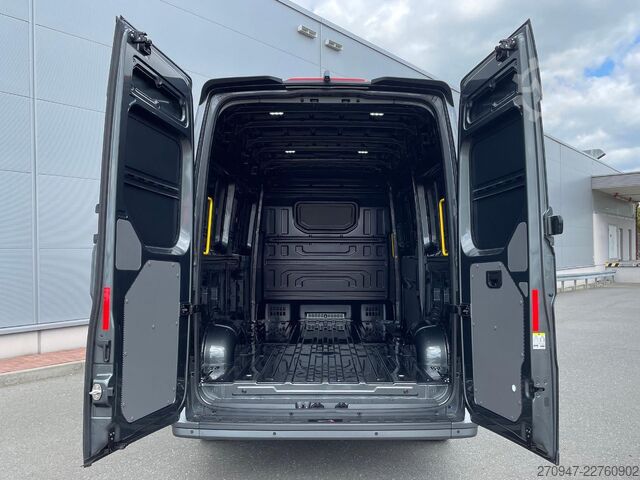High top van MAN TGE 3.200 L3H3 Kasten 4x4 Individual S ACC STHZ