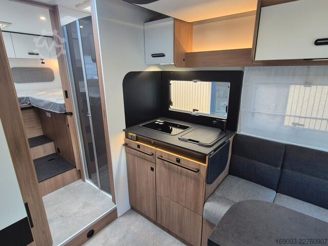 Semi-integrated camper CHAUSSON 777 Titanium Line *MJ27*Arctic*Hubbett*Navi*4,1t