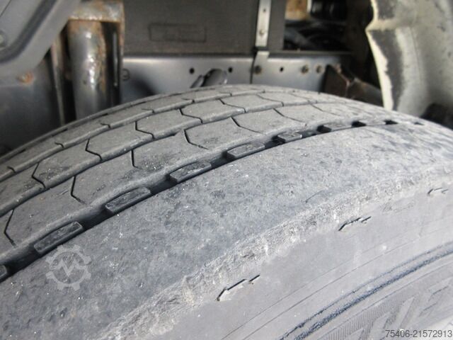 LKW mit Pritsche & Plane man TGL 12.250 Pritsche L 9,50 m, H 3,00 Edscha, LBW