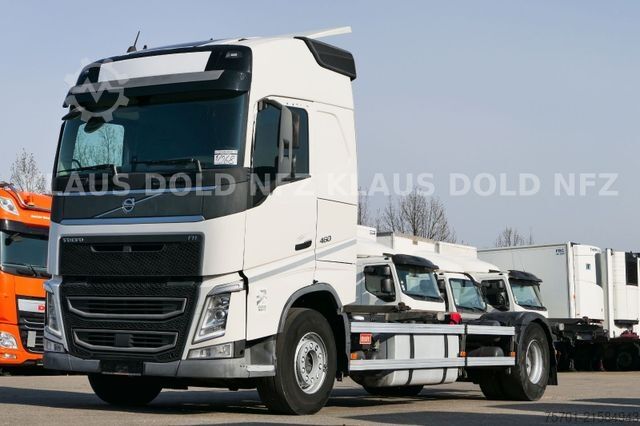 Swap body truck VOLVO FH 460 Globetotter BDF 2XL-Tanks Vollluft Euro 6