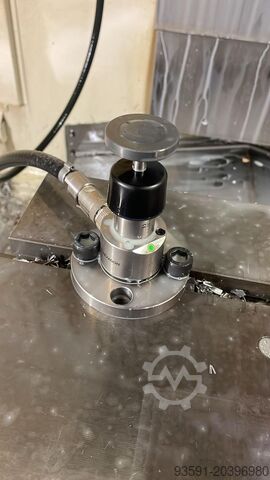 Vertikales Bearbeitungszentrum POS Mill B 800