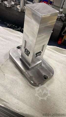 Vertikales Bearbeitungszentrum POS Mill B 800