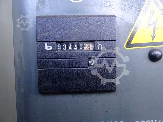 Universal-Bearbeitungszentrum Deckel Maho DMU 125P