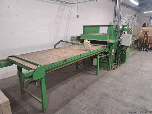 Verleimpresse Sennerskov Through feed hot press