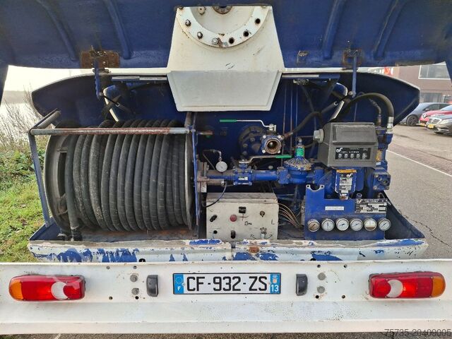 Tanker truck RENAULT MIDLUM 220DCI GAS / LPG