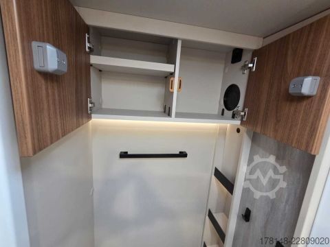Teilintegriertes Wohnmobil Bürstner Signature SFT 7.5