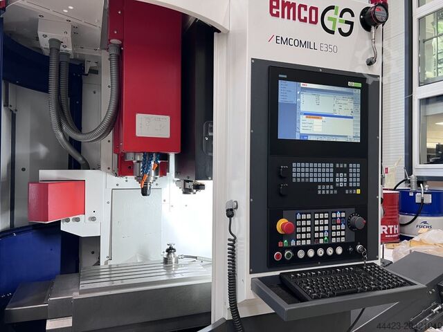3-Achs Bearbeitungszentrum EMCO Emcomill E350