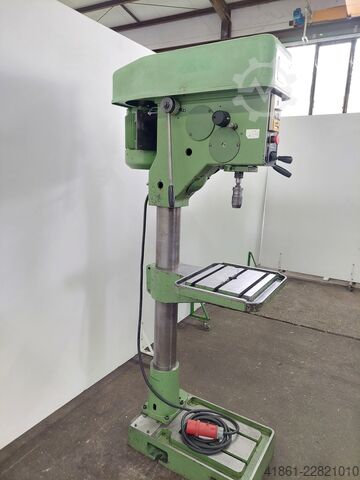 Hochleistungs-Säulenbohrmaschine IBARMIA AV 32