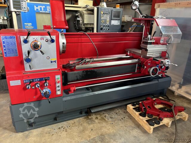 Conventional lathe equipped with FAGOR iT30 measuring system MEKITurn KT660 x 1500