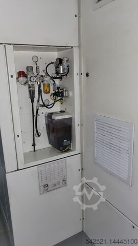Machining center DMG MORI cmx 1100v