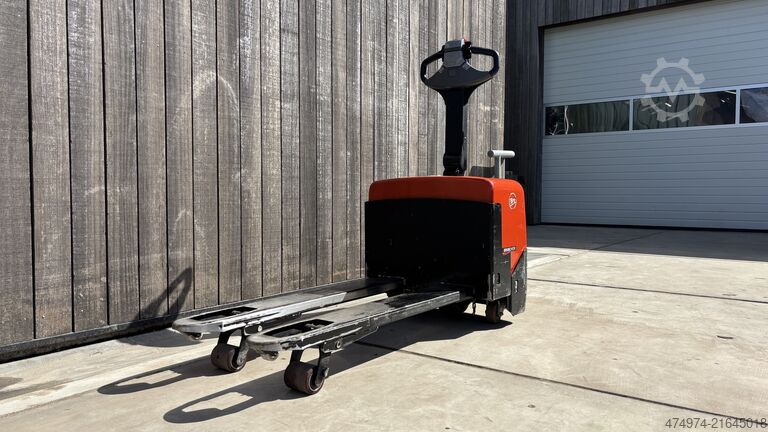 Manueller Hubwagen, Hubwagen BT LWE130