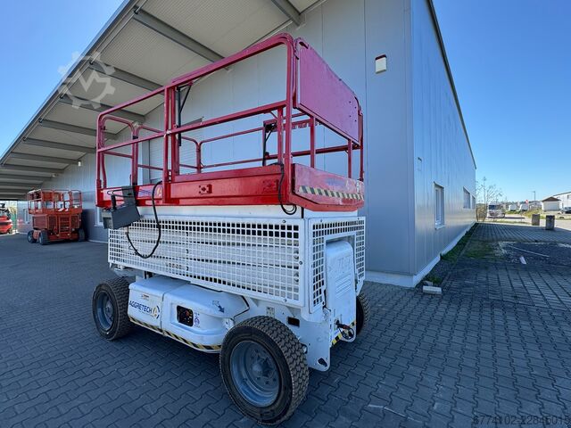 Scissor lift JLG 3369LE--EK