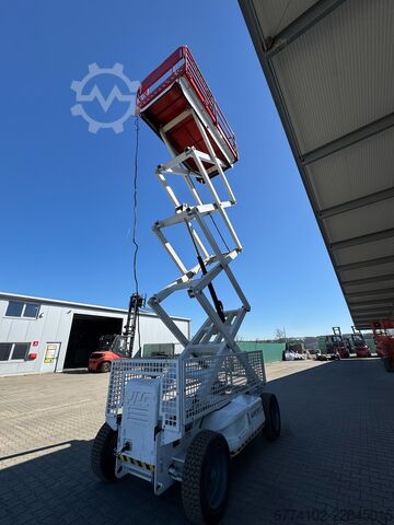 Scissor lift JLG 3369LE--EK