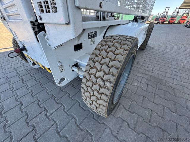 Scissor lift JLG 3369LE--EK