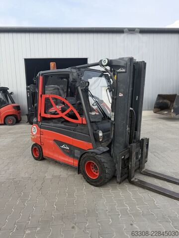 Electric 4-wheel forklift Linde E35L-01