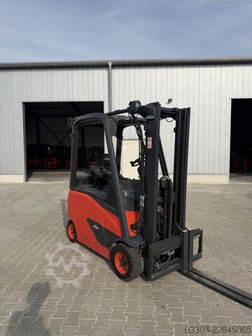 Electric 4-wheel forklift Linde E16PH-02