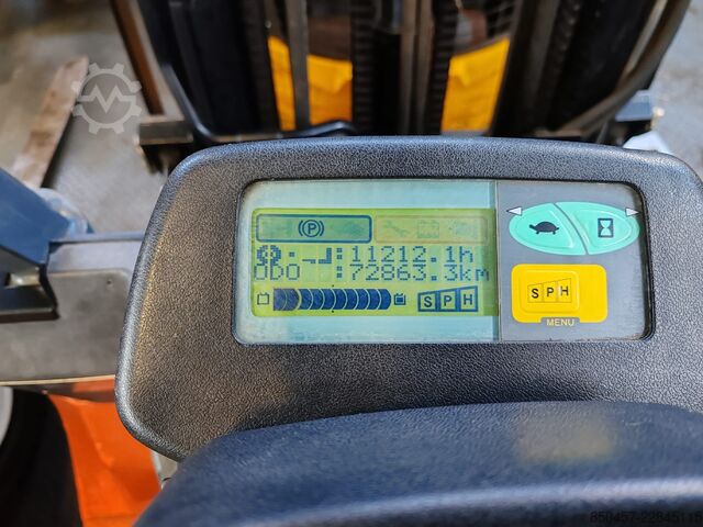 Electric - 4 wheels Toyota 7FBMF25 / batt 2022 unused