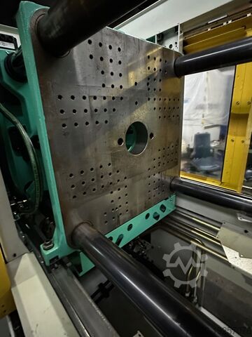 Injection molding machine Arburg 470C 1500-800