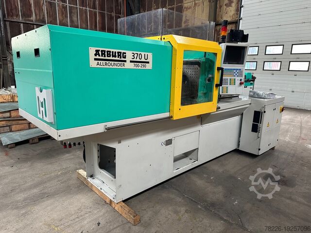 Injection molding machine Arburg 370U 700-290