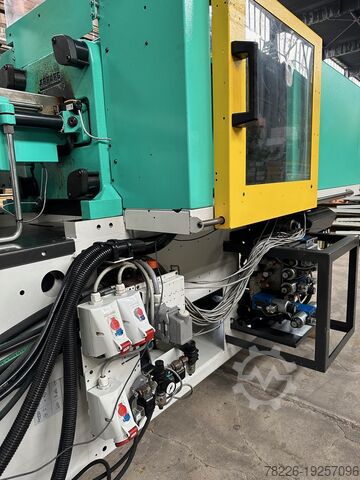Injection molding machine Arburg 370U 700-290