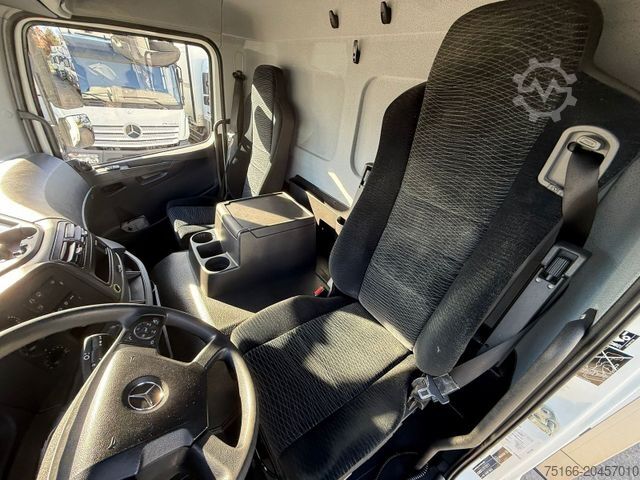 Refrigerated truck MERCEDES-BENZ ATEGO 1524 L KĂĽhlkoffer 7,30 m LBW 1,5 T*CARRIER