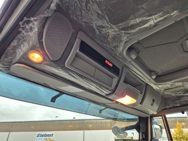 Transporter mit Koffer IVECO Eurocargo ML75E21/P LBW 3 Sitze Klima